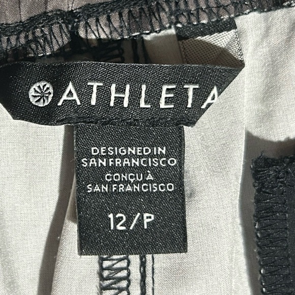 ATHLETA Savannah Jogger in Lumen Floral Black / Gray Lightweight 798622 sz 12P - Picture 8 of 9